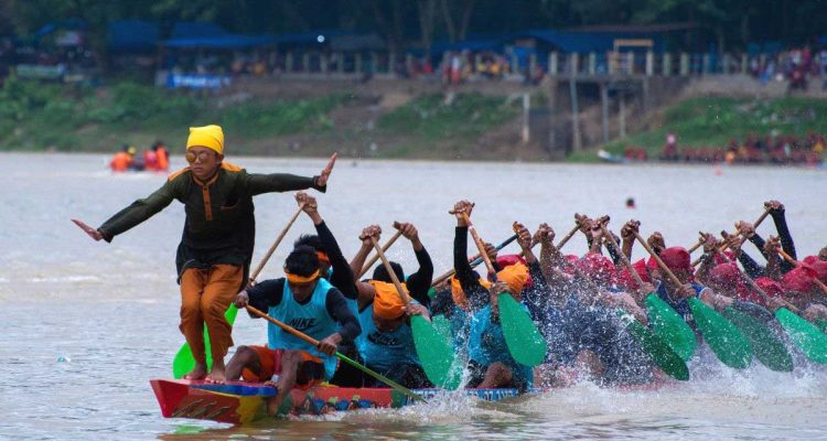 Pacu-Jalur-diminati-wisatawan-mancanegara-(Dok.-VOI)