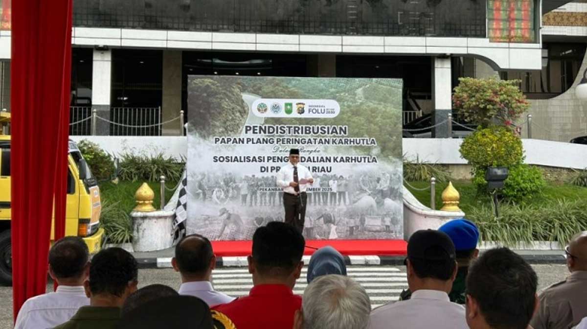 Pemprov-Riau-berharap-kesadaran-masyarakat-terhadap-bahaya-Karhutla-semakin-meningkat-lewat-papan-peringatan-karhutla-(Dok.-RiauIn)