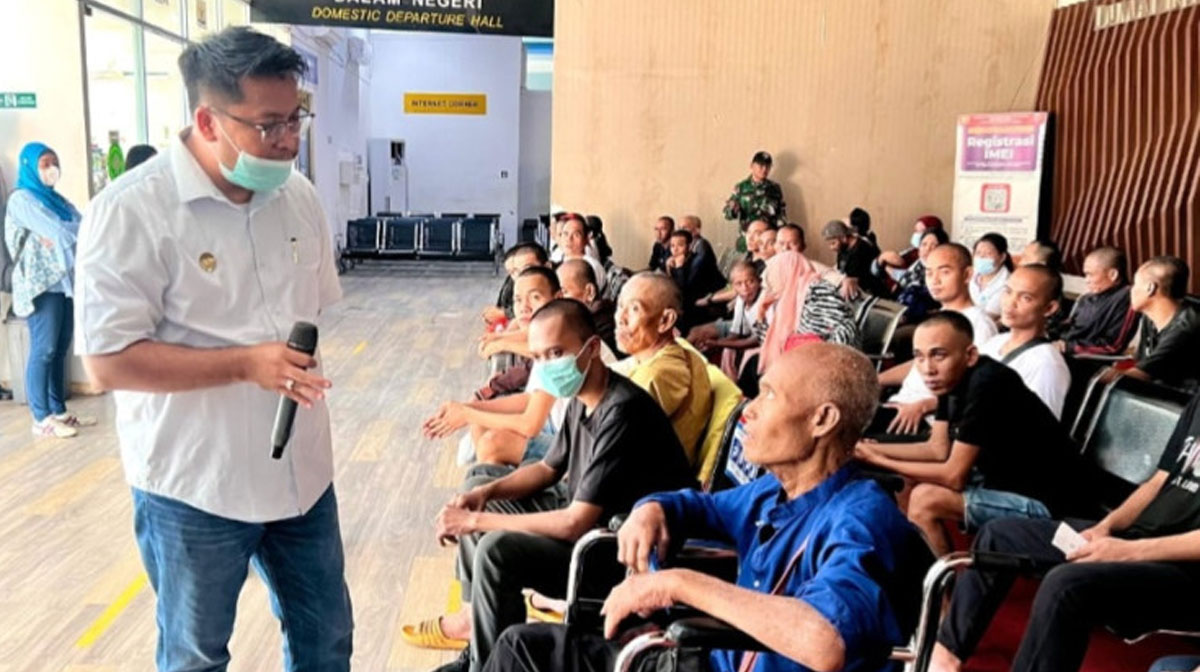 44-PMI-Ilegal-Dideportasi-dari-Malaysia,-Tiga-Orang-Menderita-Sakit-(Dok.-Cakaplah)