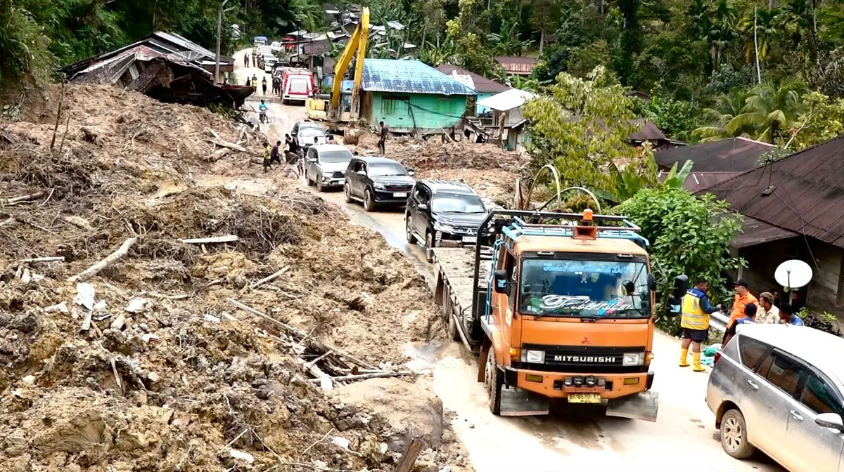 Pembukaan-Akses-Tarutung–Sibolga-dan-Tarutung–Padang-Sidempuan-Dipercepat,-Distribusi-Logistik-Kini-Makin-Lancar-(Dok.-BNPB)