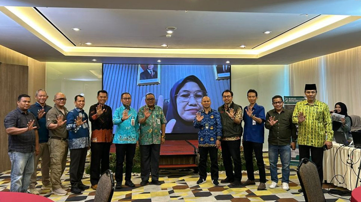Perhutanan-Sosial-Didorong-Jadi-Motor-Mitigasi-Iklim-dan-Penguatan-Ekonomi-Hijau-di-Riau-(Dok.-Riau-Media-Center)