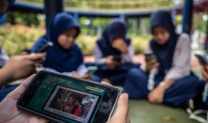 Ilustrasi-anak-anak-yang-memainkan-gadget-(Dok.-Antara)