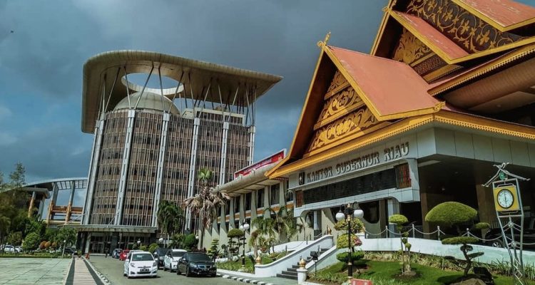 Kantor-Gubernur-Riau