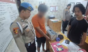 Mahasiswa-berinisial-AR-(22)-ditangkap-oleh-tim-Satuan-Reserse-Narkoba-Polres-Siak.-(Dok.-Riau-Aktual)