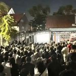 Nonton-Bareng-Pesta-Babi-(Dok.-Tribun)