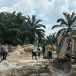 Operasi-penertiban-aktivitas-galian-C-tanpa-izin-di-Dusun-III-Durian-Tandang,-Desa-Kualu,-Kecamatan-Tambang,-Kabupaten-Kampar-(Dok.-Riau-Aktual)