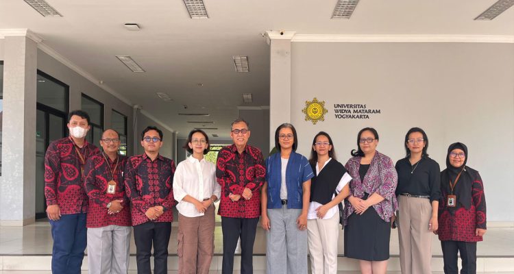 Yayasan-Mataram-Yogyakarta-dan-Rektor-UWM-Bahas-Penguatan-Tata-Kelola-dan-Pengembangan-Kampus-(Dok.-UWM)