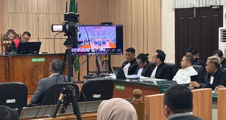 Ahli-Pidana-UMJ-Chairul-Huda-Jadi-Saksi-Ahli-di-Sidang-Abdul-Wahid-(Dok.-Riau-Aktual)
