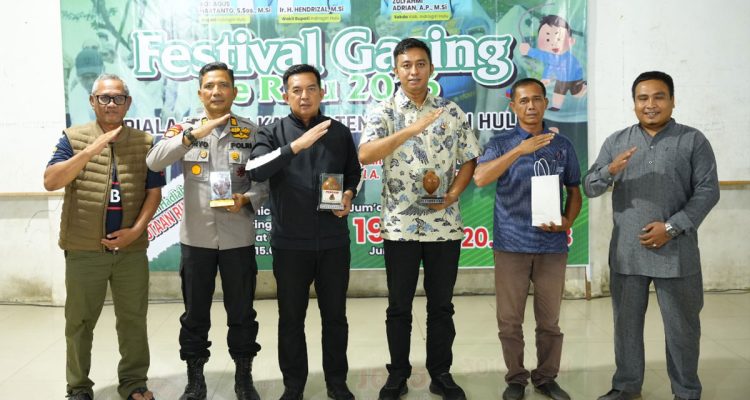 Festival-Gasing-Se-Riau-2026-Piala-Bupati-Indragiri-Hulu-(Inhu)-dibuka-di-Pendopo-Rumah-Dinas-Bupati-Inhu-(Dok.-Riau-Aktual)