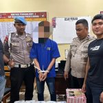 Jastiper-Asal-Aceh-ditangkap-bawa-5-kg-sabu-di-Dumai.-(Dok.-Riau-Aktual)