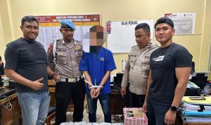 Jastiper-Asal-Aceh-ditangkap-bawa-5-kg-sabu-di-Dumai.-(Dok.-Riau-Aktual)