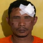 Kedapatan-Gasak-Motor-Karyawan-Outlet-Siang-Bolong,-Pelaku-Dihajar-dan-Ditelanjangi-Warga-(Dok.-Riau-Aktual)