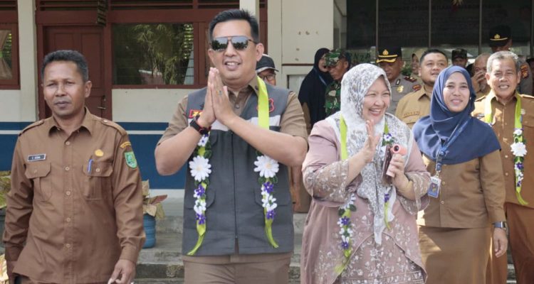 Pemkab-Inhu-Canangkan-Gerakan-Tanam.-(Dok.-Riau-Aktual)