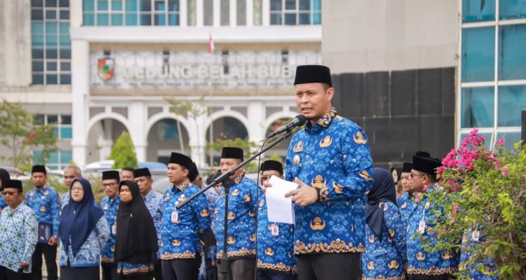 Wali-Kota-Pekanbaru,-Agung-Nugroho-memimpin-apel-bersama-pegawai-beberapa-waktu-lalu-(Dok.-Riau-Aktual)