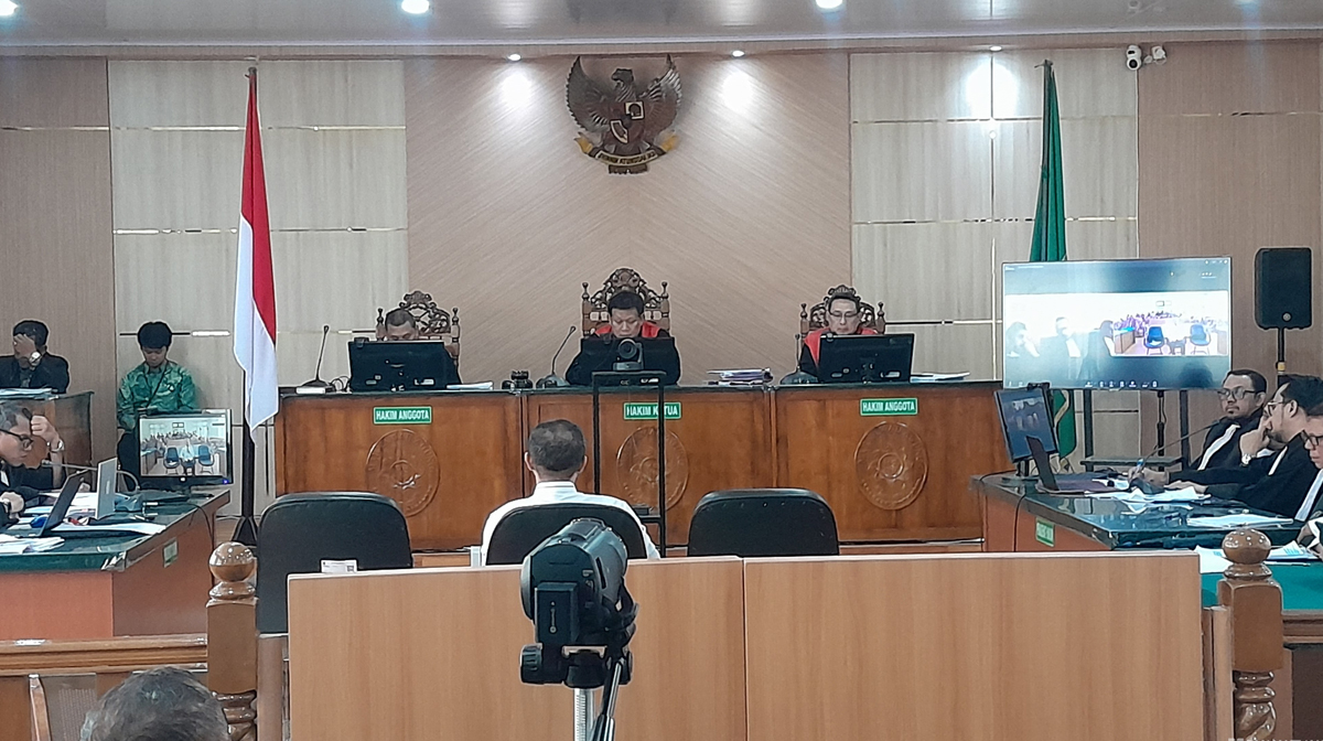 Gubernur-Riau-nonaktif-Abdul-Wahid-saat-menjalani-persidangan-di-Pengadilan-Tipikor-Pekanbaru.-(Dok.-Riau-Aktual)