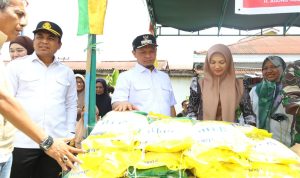 Jaga-Stabilitas-Pasokan-dan-Harga-Pangan,-Pemko-Pekanbaru-Dirikan-6-Kios-Pangan-Murah-(Dok.-Riau-Aktual)