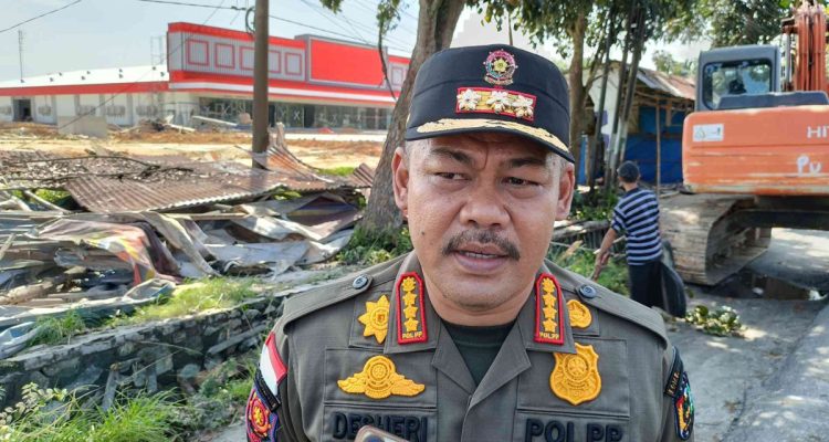 Kepala-Satpol-PP-Kota-Pekanbaru,-Desheriyanto-(Dok.-Riau-Aktual)
