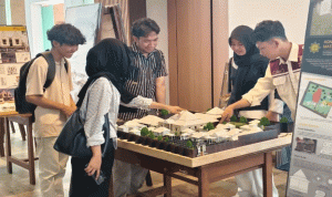 Pameran-UWM
