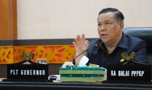 Pelaksana-Tugas-(Plt)-Gubernur-Riau,-SF-Hariyanto-(Dok.-Riau-Media-Center)
