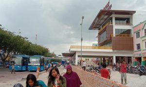 Ruko-di-kawasan-STC-Pekanbaru,-Jalan-Jendral-Sudirman-(Dok.-Riau-Aktual)