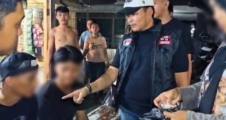 Satresnarkoba-Polresta-Pekanbaru-Jaring-4-Pria,-Tes-Urine-Positif-Narkoba-(Dok.Riau-Aktual)