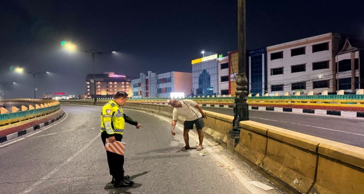 Kecelakaan-di-Jalan-Sudirman-Pekanbaru,-Pemotor-Tewas-di-Flyover-Imam-Munandar-(Dok.-Riau-Aktual)