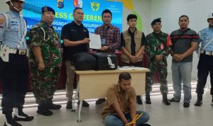Petugas-Gagalkan-Penyelundupan-1-Kilogram-Sabu-di-Bandara-SSK-II-Pekanbaru-(Dok.-Riau-Aktual)