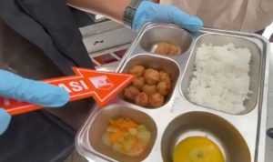 Puluhan-Siswa-di-Dumai-Diduga-Keracunan-Usai-Santap-MBG,-Bakso-Berbau-Menyengat-(Dok.-Riau-Aktual)