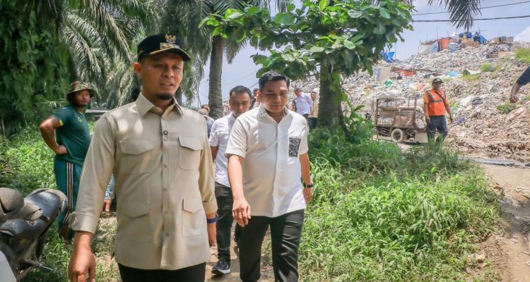 Wali-Kota-Pekanbaru,-Agung-Nugroho-meninjau-TPA-Muara-Fajar-II-Rumbai-beberapa-waktu-lalu.-(Dok.-Riau-Aktual)