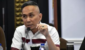 Anggota-Fraksi-PDIP-Tekad-Abidin-(Dok.-Cakaplah)