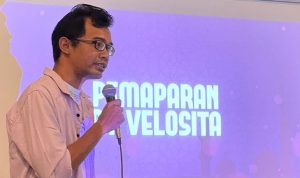 Eric-PSE-yang-tengah-menjelaskan-Velosita
