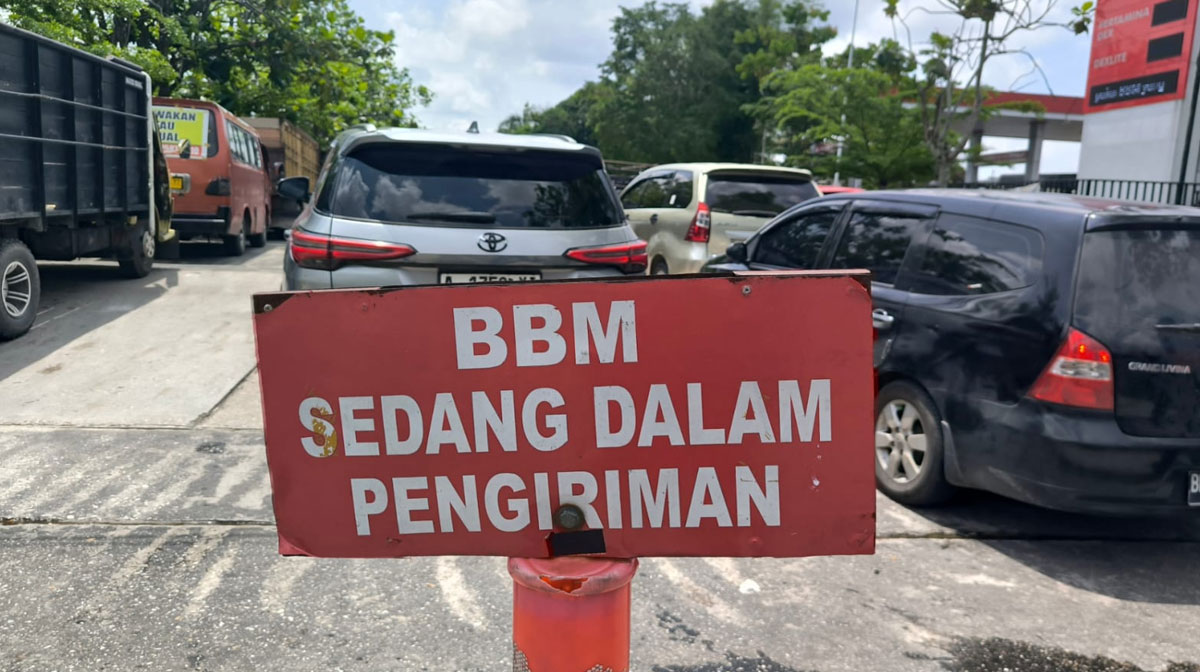 Ilustrasi-Antrean-BBM-(Dok.-Riau-Media-Center)