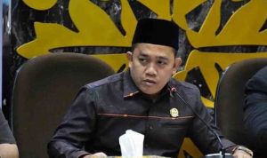Ketua-DPRD-Pekanbaru-Muhammad-Isa-Lahamid-(Dok.-Cakaplah)