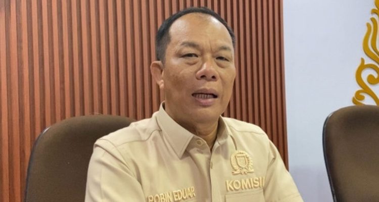 Ketua-Komisi-I-DPRD-Pekanbaru-Robin-Eduar-(Dok.-Cakaplah)