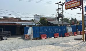 Proses-perbaikan-bekas-galian-IPAL-di-Jalan-Cempaka-(Dok.-Riau-Aktual)