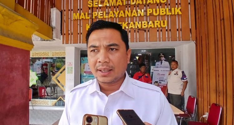Sekretaris-Daerah-(Sekda)-Kota-Pekanbaru,-Zulhelmi-Arifin-(Dok.-Riau-Aktual)