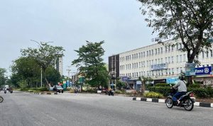 U-Turn-di-depan-RS-Hermina,-Kota-Pekanbaru.-(Dok.-Riau-Aktual)