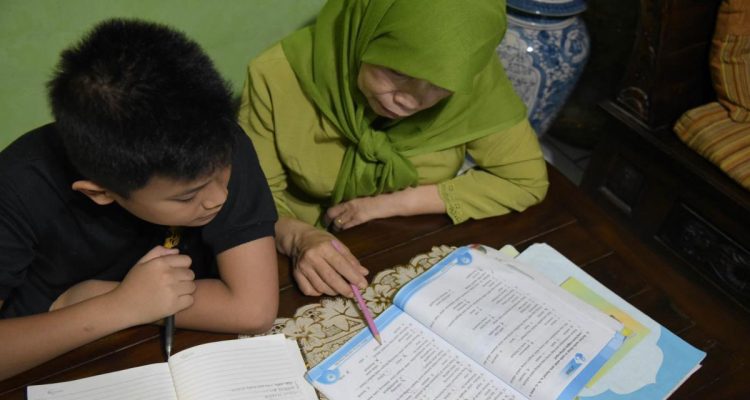 Ilustrasi-Pembelajaran-Jarak-Jauh-(Dok.-The-Conversation-Indonesia)