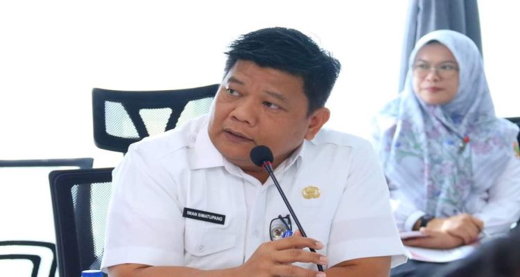 Kepala-Disnaker-Kota-Pekanbaru,-Iwan-Simatupang-(Dok.-Riau-Aktual)