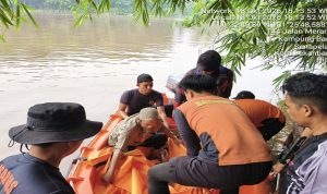 Main Lempar Sandal di Tepian Sungai Siak, Bocah 9 Tahun Tewas Tenggelam (Dok. Cakaplah)