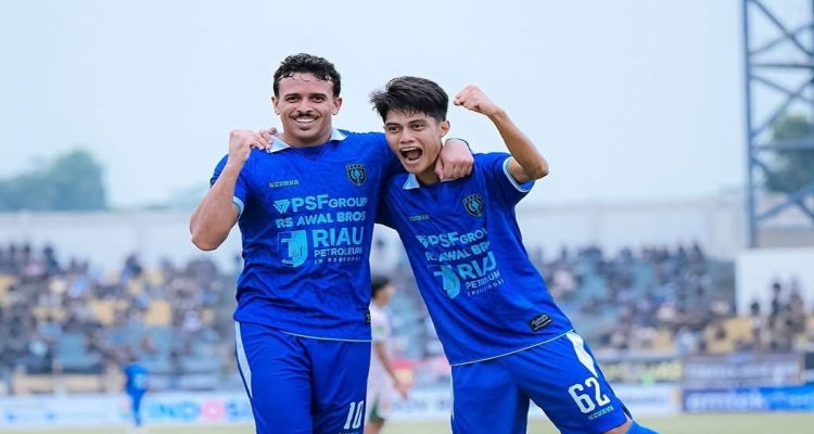 Selebrasi-Pemain-PSPS-Pekanbaru.-(Dok.-Riau-Aktual)
