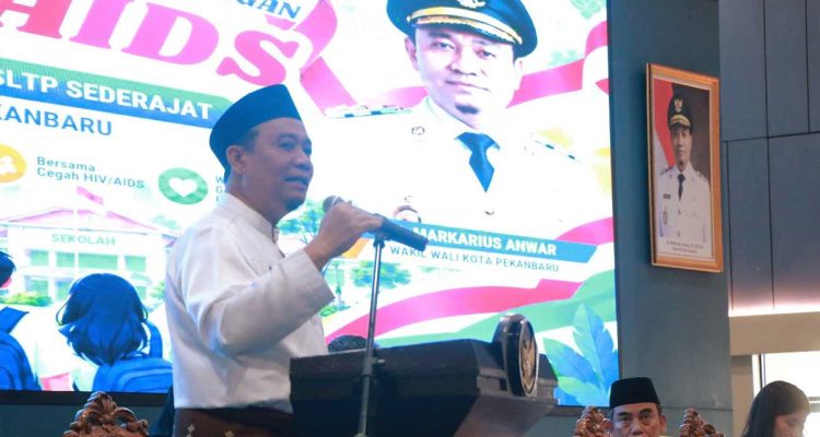 Wakil-Wali-Kota-Pekanbaru,-Markarius-Anwar-dalam-rapat-kordinasi-pencegahan-HIV-AIDS.-(Dok.-Riau-Aktual)